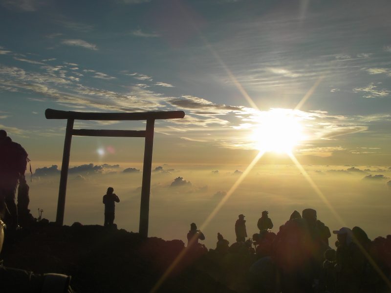 富士山は宇宙と地球をつなぐ扉～神への入り口、天とのつながり